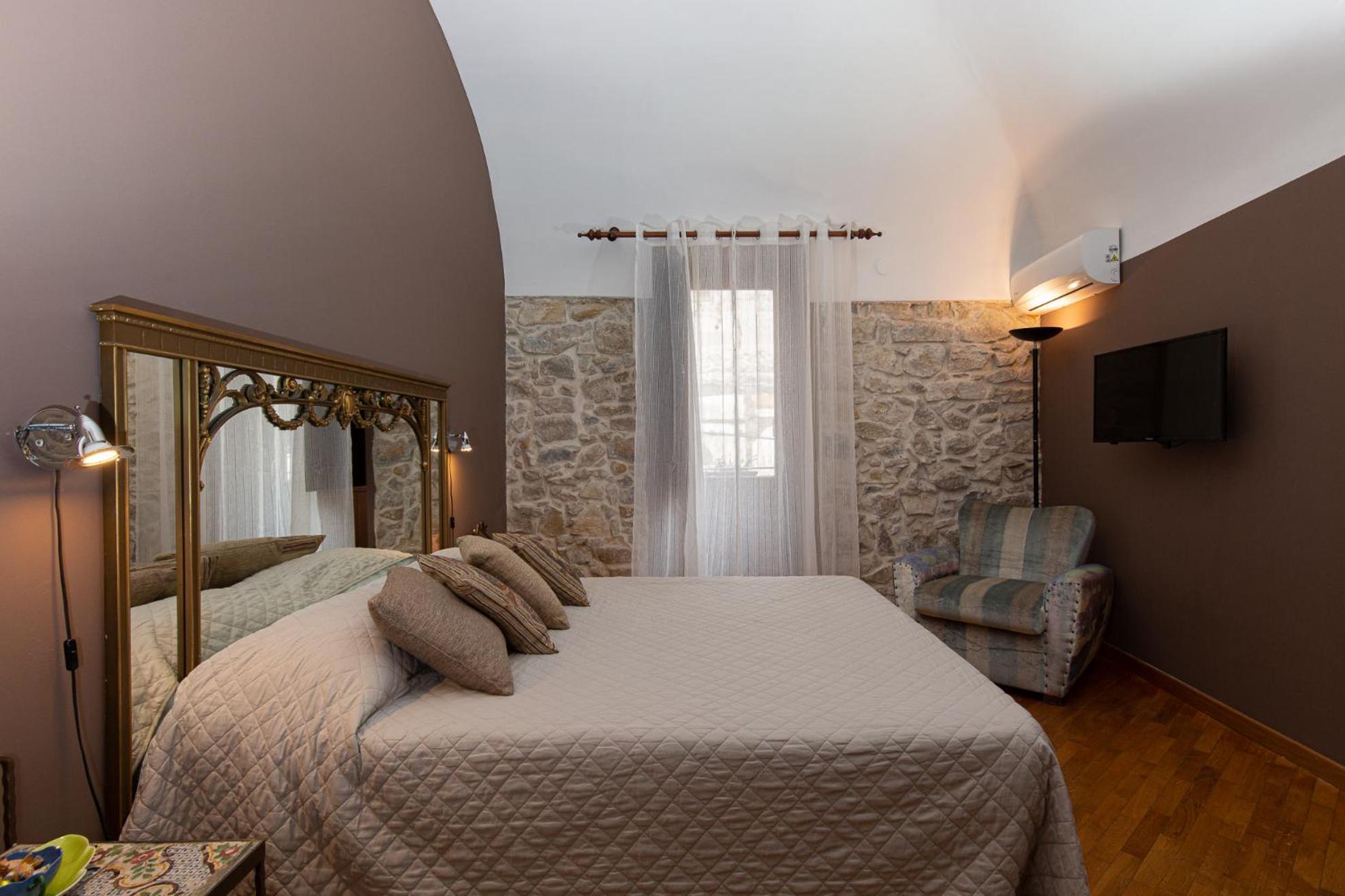 Palazzo Cosentino Bed and Breakfast Caltanissetta Buitenkant foto