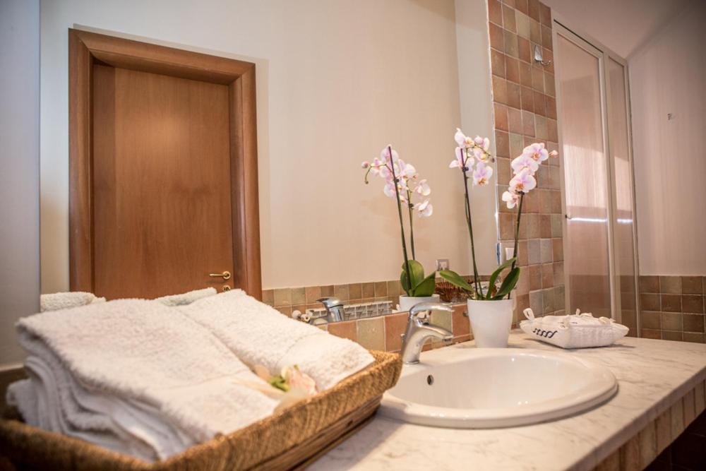 Palazzo Cosentino Bed and Breakfast Caltanissetta Buitenkant foto